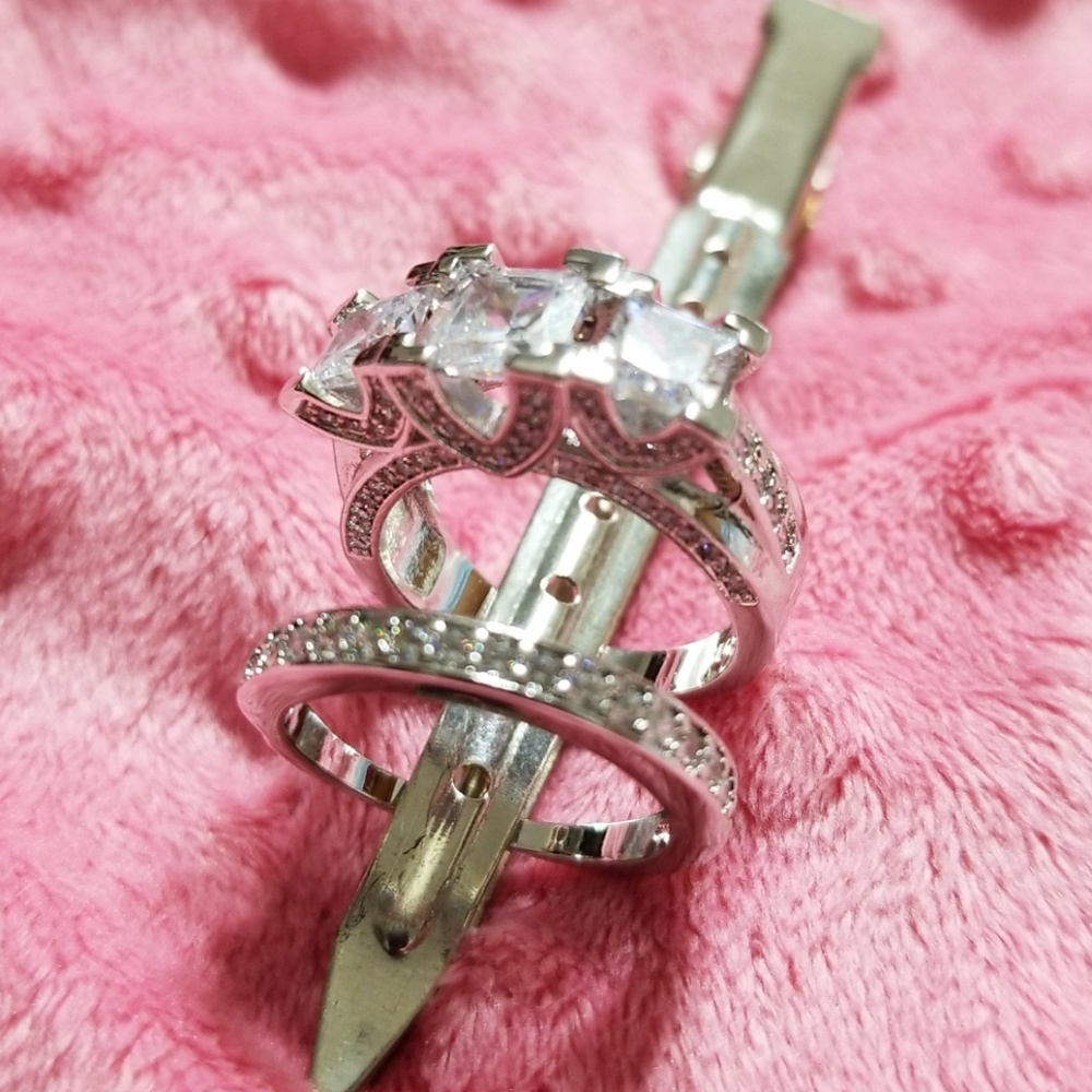 2pc Princess cut engagement ring